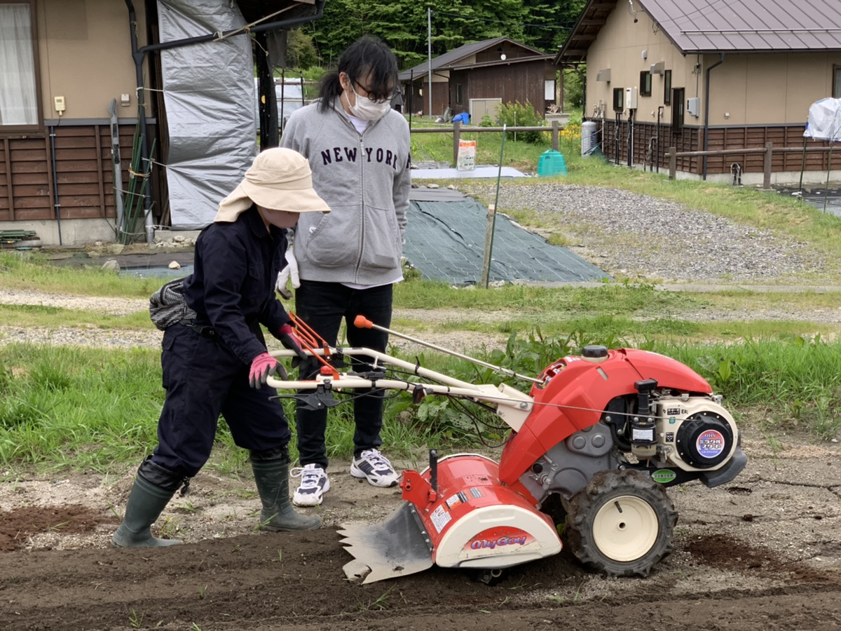 サテライト日記 No.3「種まき、苗植え」